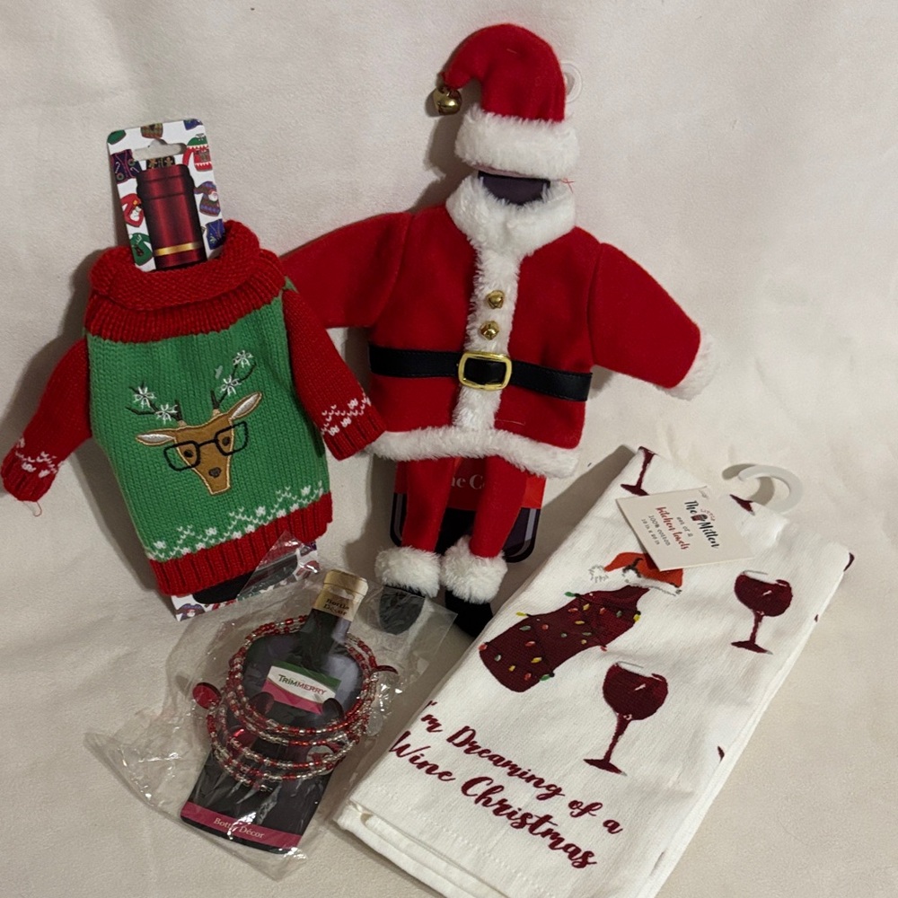 Festive Red and Green Holiday Pet Outfit Set